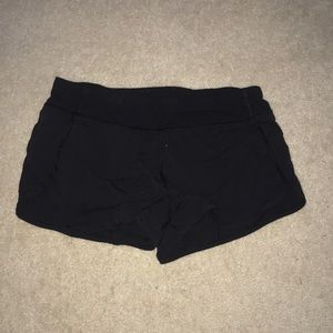 IVIVVA RUNNING SHORTS